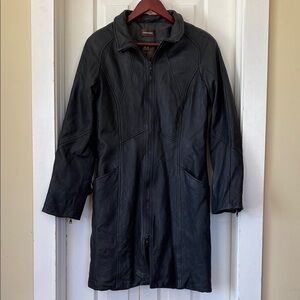 Danier Women’s Black Leather Jacket Coat Mid Length Classic Insulated zip Up